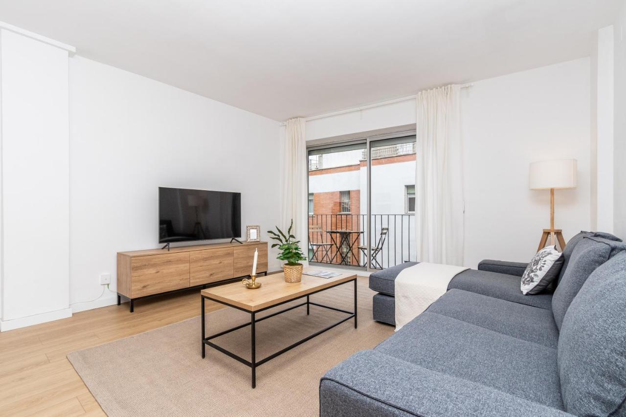 Exclusive Apartments Barcelona 4 Personas Torrella ตาราสซา ภายนอก รูปภาพ